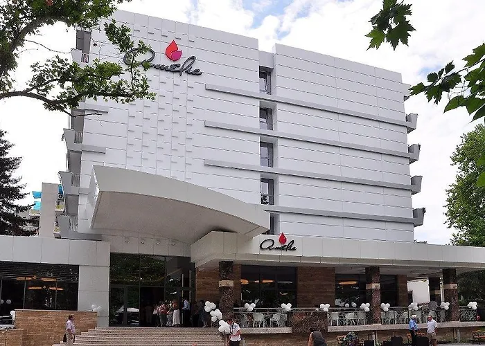 Maritim Amelia Hotel 5*