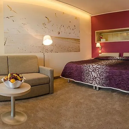 Maritim Amelia ホテル 5*