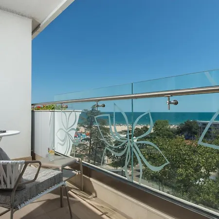 Maritim Amelia מלון 5*