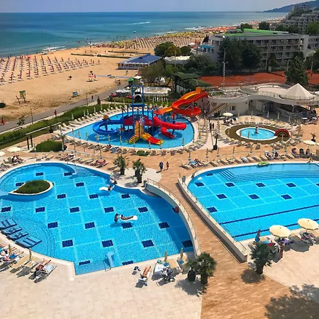 מלון Maritim Amelia