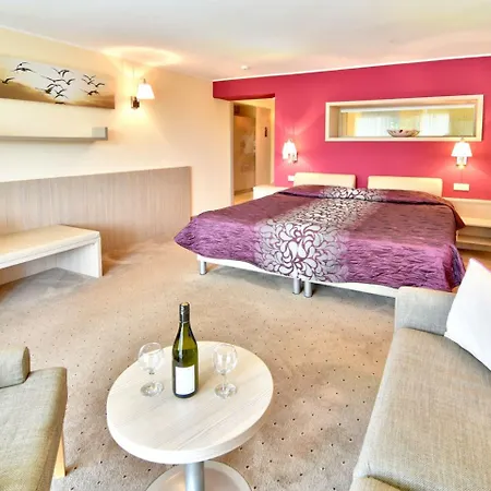 Maritim Amelia ホテル アルベナ