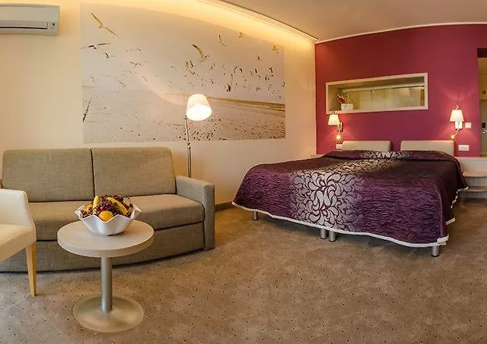 Maritim Amelia Hotel 5*