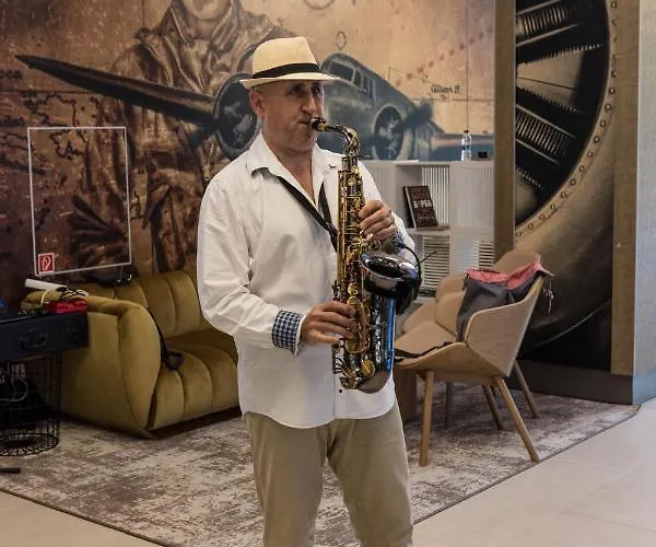 Maritim Amelia מלון 5*