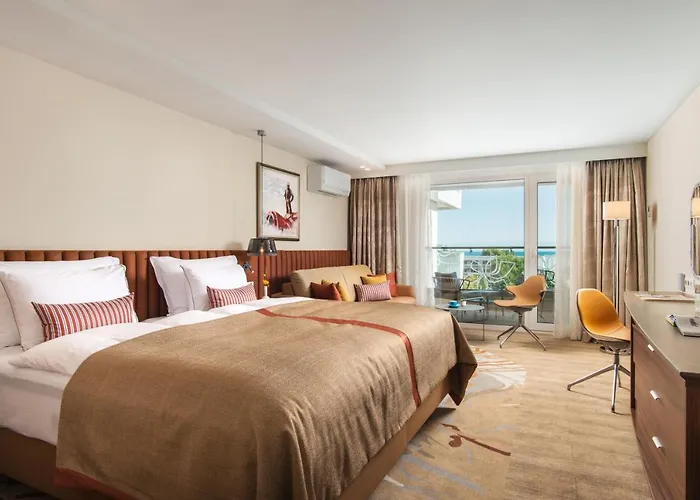 Maritim Amelia Hotel 5*